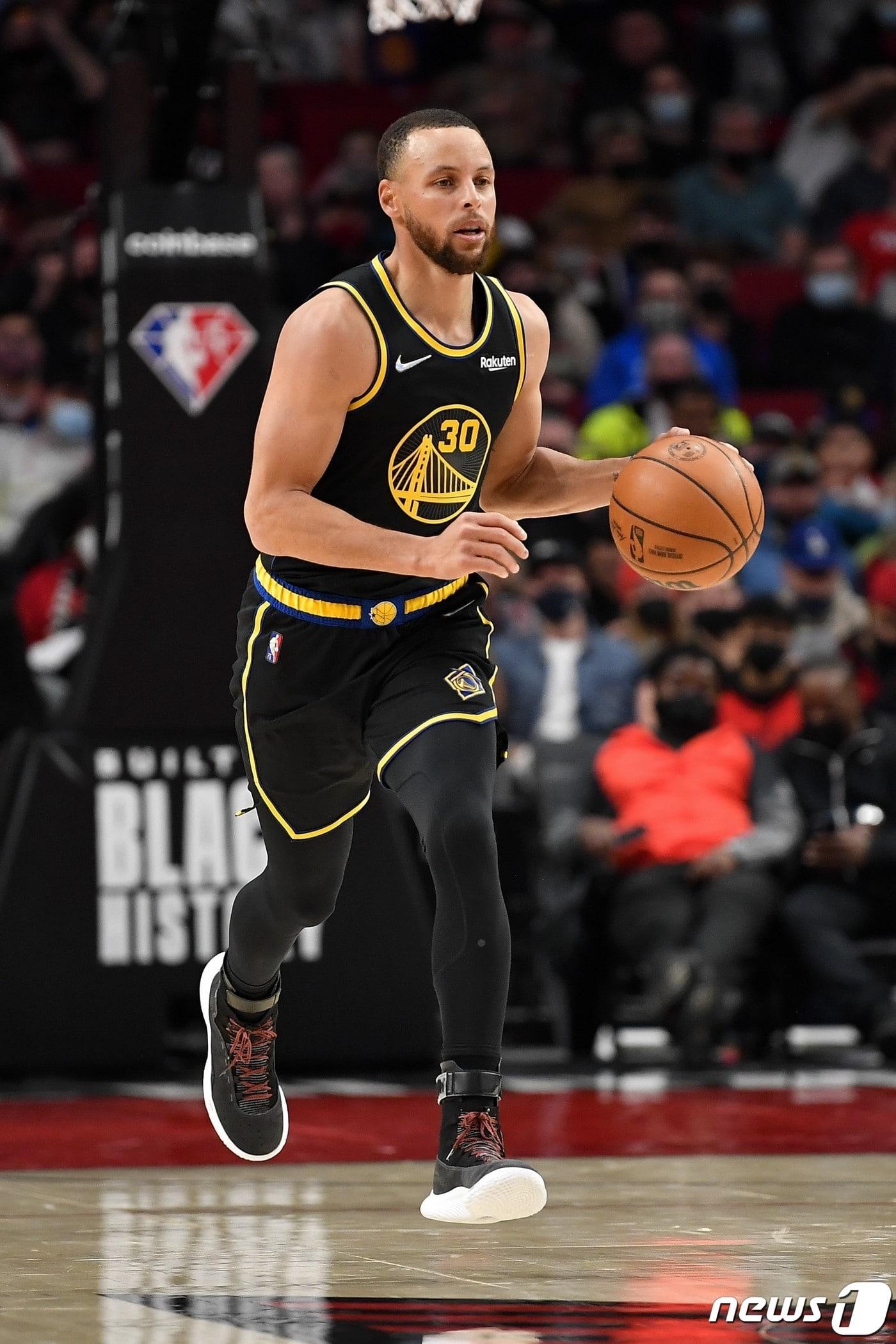 본문 이미지 - 골든스테이트 스테판 커리. ⓒ AFP=뉴스1