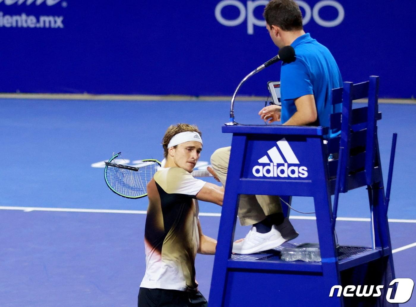 본문 이미지 - 알렉산더 즈베레프(왼쪽) ⓒ 로이터=뉴스1