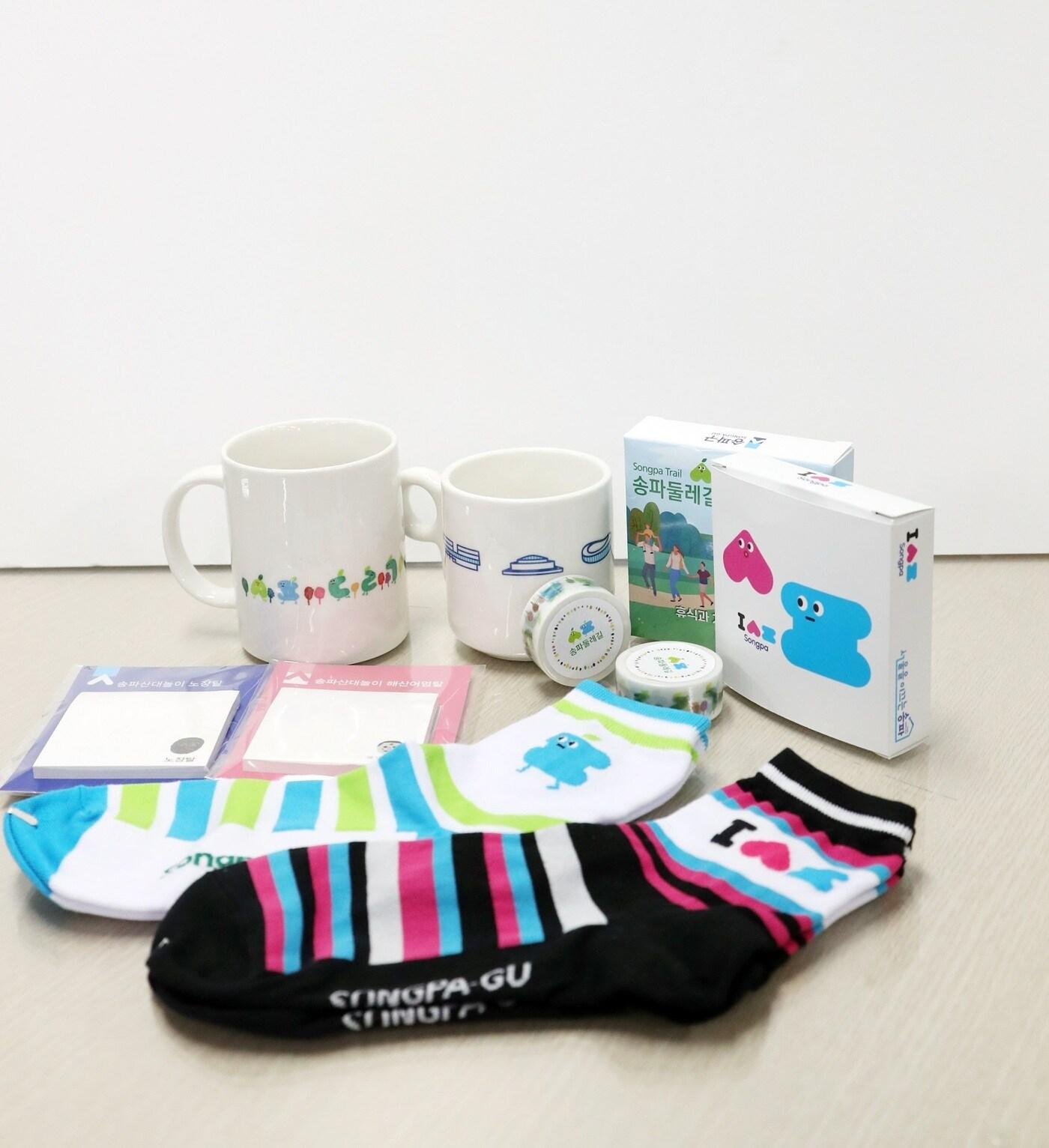 본문 이미지 - 송파구 관광 기념품(송파구 제공).ⓒ 뉴스1