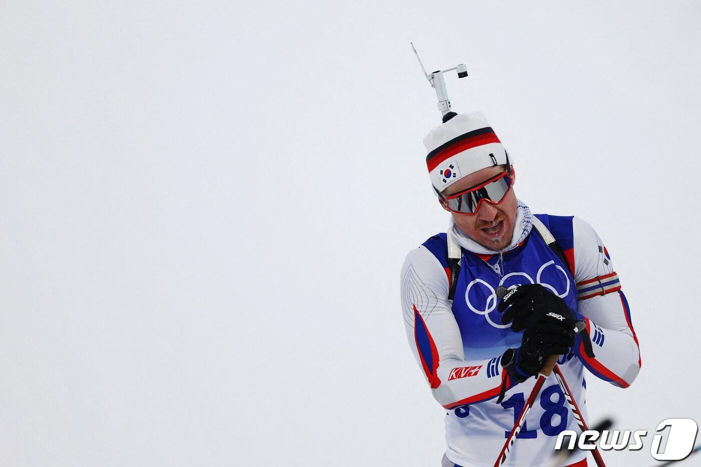 본문 이미지 - 2022 베이징 올림픽 바이애슬론 경기에 출전한 랍신 티모페이. ⓒ 로이터=뉴스1 ⓒ News1