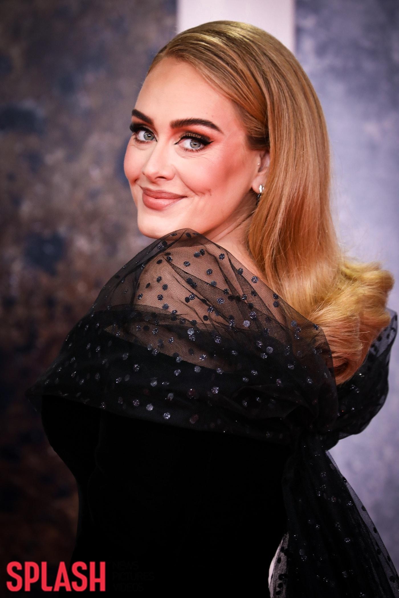 본문 이미지 - 영국의 팝 가수 아델 Splash News ⓒ 뉴스1