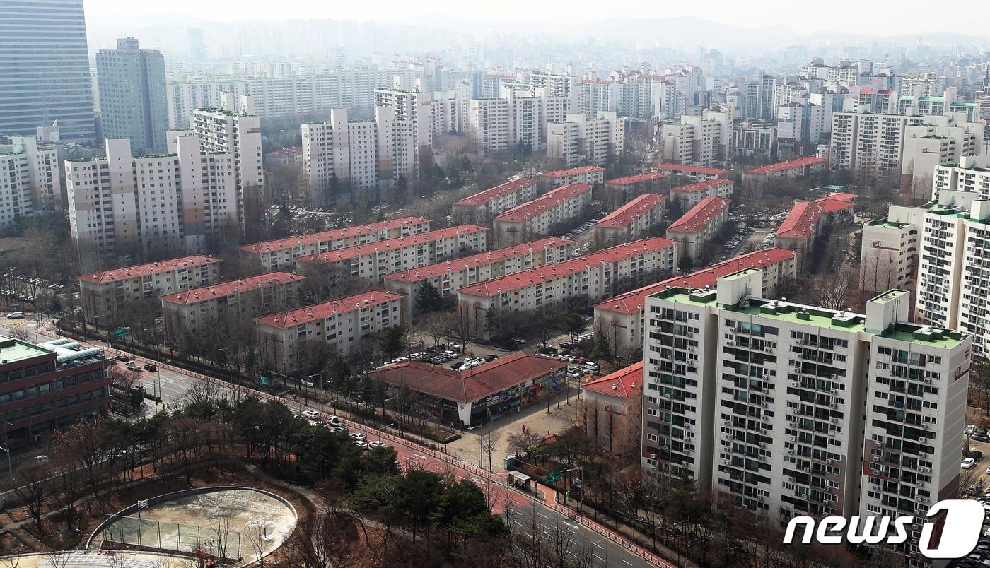  서울 양천구 목동 아파트 3단지와 4단지 모습. 2022.3.15/뉴스1 ⓒ News1 민경석 기자