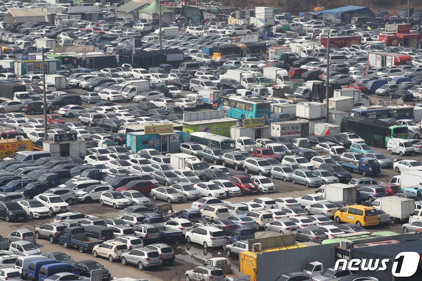 인천시 연수구 송도유원지 중고차 수출단지 / 뉴스1 ⓒ News1 임세영 기자