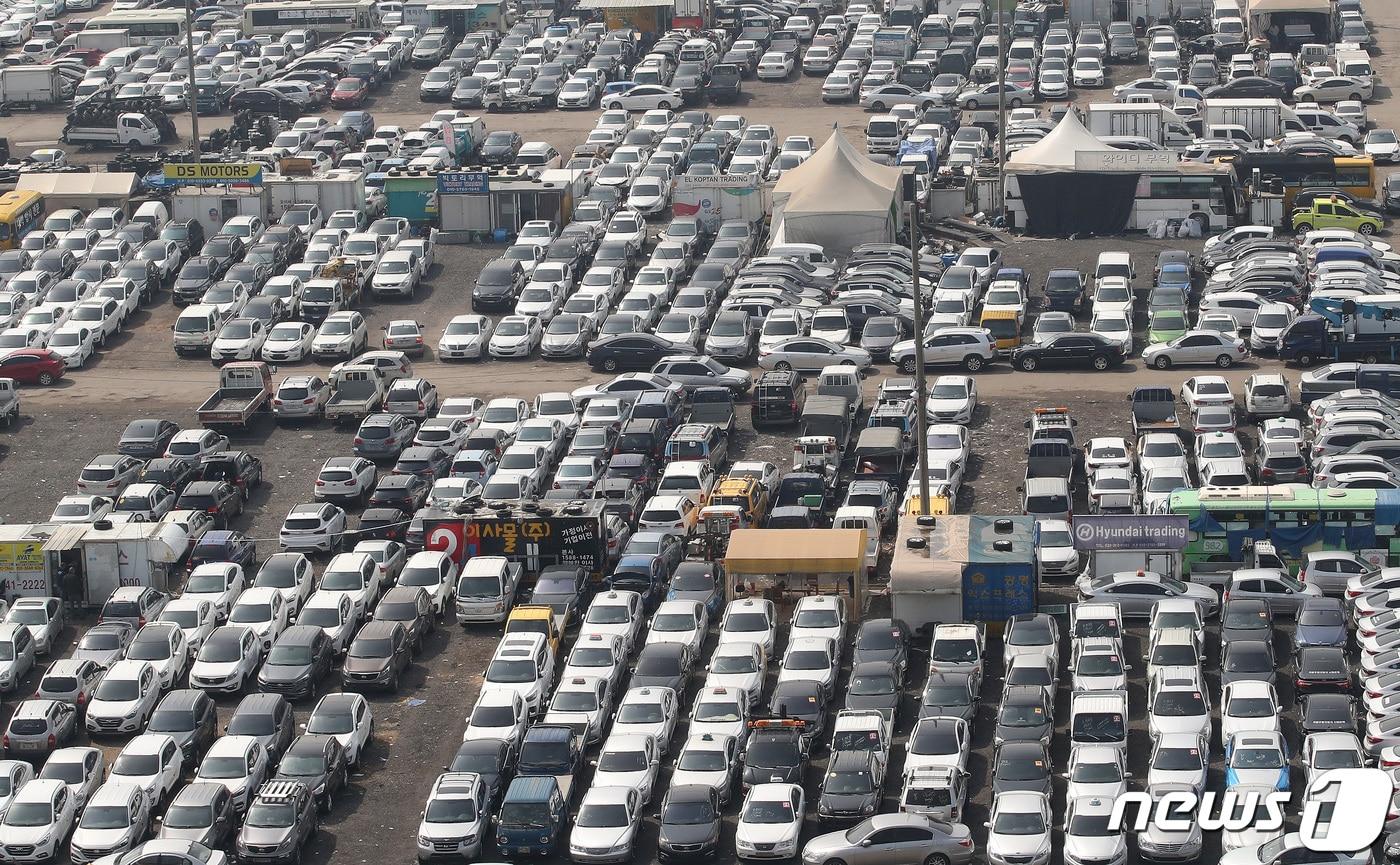 인천시 연수구 중고차 수출단지 모습. (사진은 기사 내용과 무관함) / 뉴스1 ⓒ News1