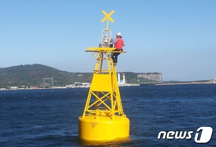 본문 이미지 - 항로표지관리(해양수산부 제공)ⓒ 뉴스1