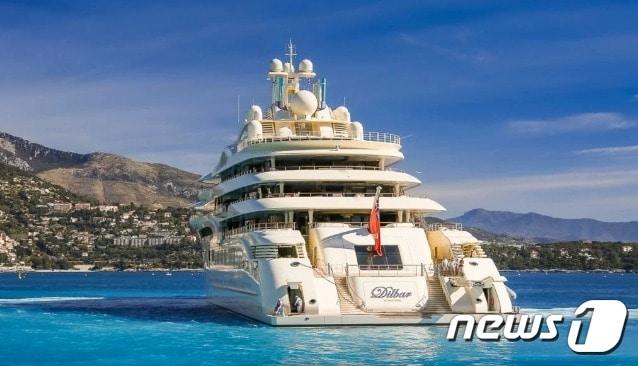 본문 이미지 - 슈퍼요트 딜바의 모습 - 딜바 홈피 갈무리