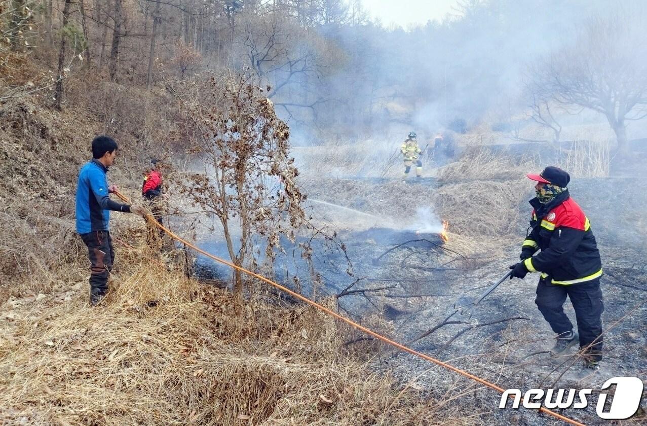 본문 이미지 - 괴산군이 봄철 취약시기를 맞아 산불 비상체제를 가동한다.(괴산군 제공)ⓒ 뉴스1