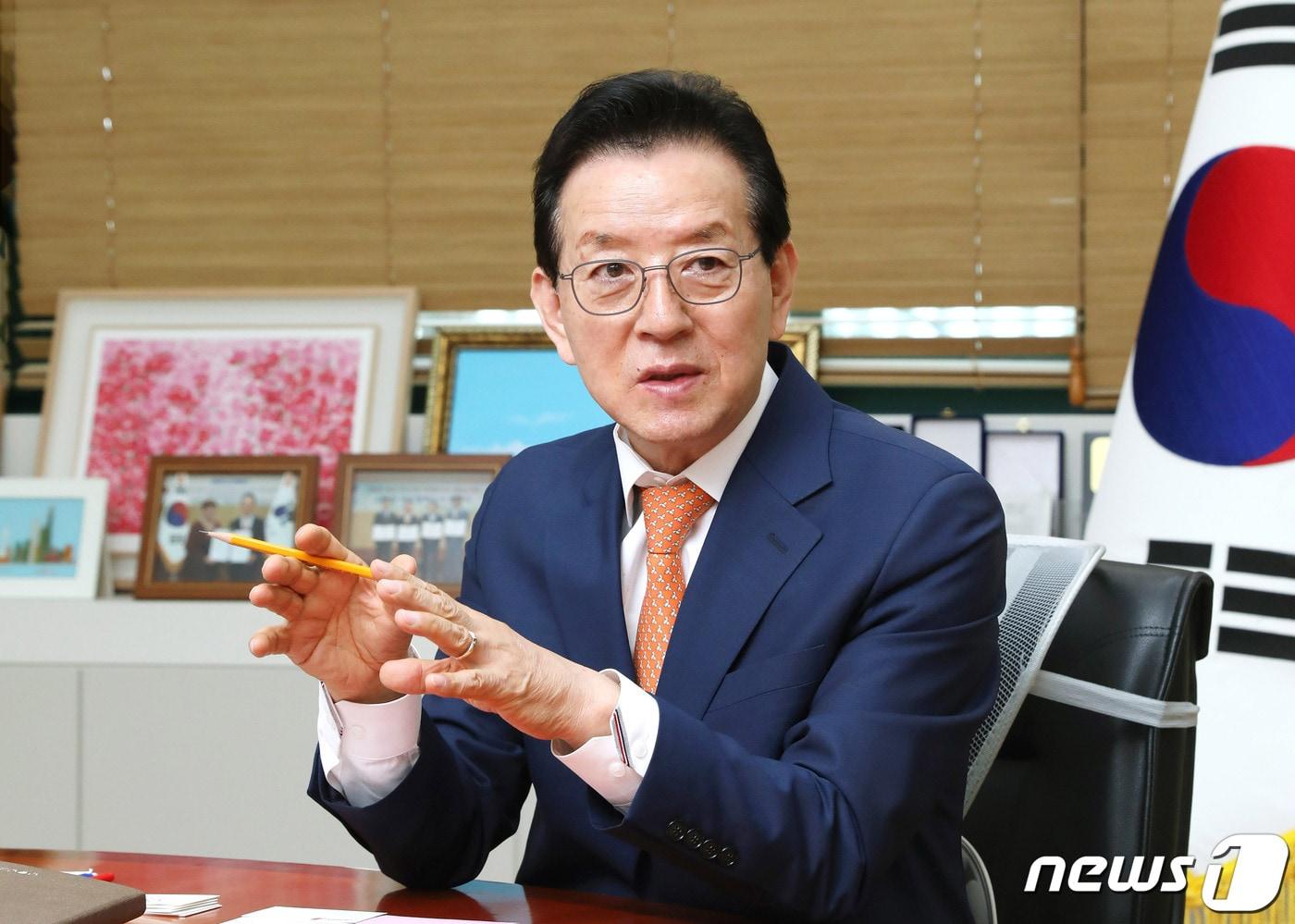 본문 이미지 - 정순균 강남구청장이 13일 강남구청장실에서 뉴스1과 인터뷰를 하고 있다. 2022.04.13. ⓒ 뉴스1