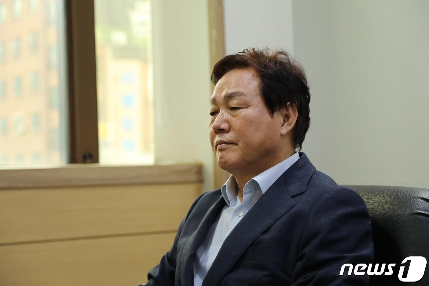 본문 이미지 - 박완수 국회의원(창원의창구)이 인터뷰를 하고 있다. 2022.4.15. ⓒ News1