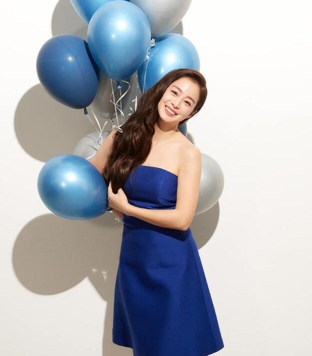 본문 이미지 - 사진=김태희 인스타그램 ⓒ 뉴스1