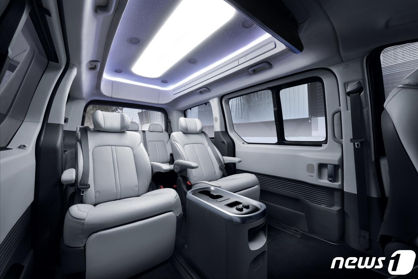 스타리아 라운지 리무진(사진제공=현대자동차) ⓒ 뉴스1