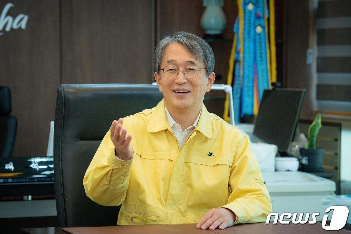 본문 이미지 - 김태석 부산 사하구청장이 19일 사하구청에서 <뉴스1>과 인터뷰를 하고 있다.(사하구 제공)ⓒ 뉴스1