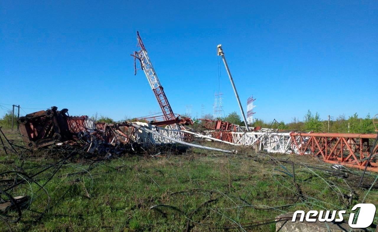 본문 이미지 - 트란스니스트리아 내무부는 이날 러시아 라디오 중계 송신탑 2개가 파괴됐다고 밝혔다. ⓒ 로이터=뉴스1 ⓒ News1 정윤영 기자