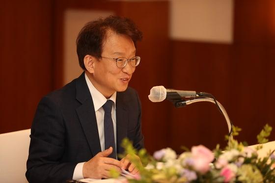 본문 이미지 - 권칠승 중소벤처기업부 장관 (중소벤처기업부 제공. 사진은 기사 내용과 무관함) 2022.4.29/뉴스1