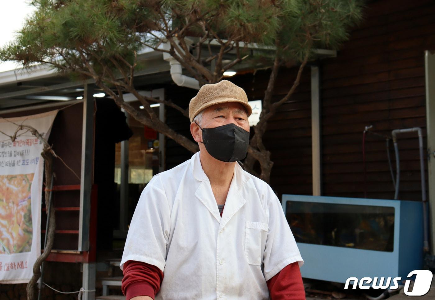 본문 이미지 - 지난 3월10일 금산군 제원면 천내리에서 어죽집을 운영하는 한정희씨가 뉴스1 기자와 만나 2020년 8월 수해 당시의 상황을 이야기 하고 있다. 2022.3.10/뉴스1 ⓒ News1 박동해 기자