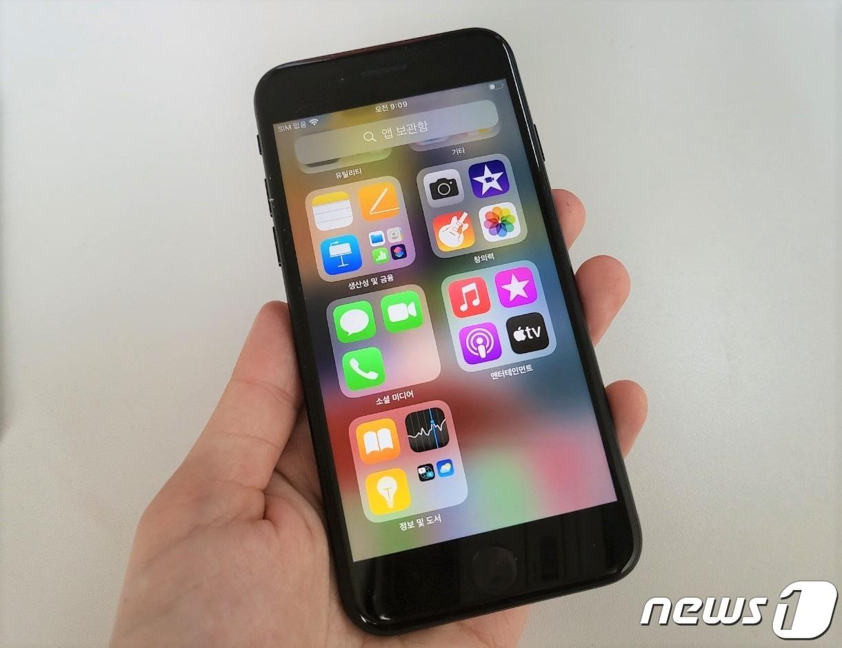 본문 이미지 - 아이폰SE3 2022.04.03/뉴스1 ⓒ News1 오현주 기자ⓒ 뉴스1