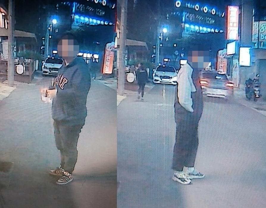 본문 이미지 - 부산 해운대구의 한 횟집에서 먹튀한 남성 손님 두 명. ('보배드림' 갈무리) ⓒ 뉴스1