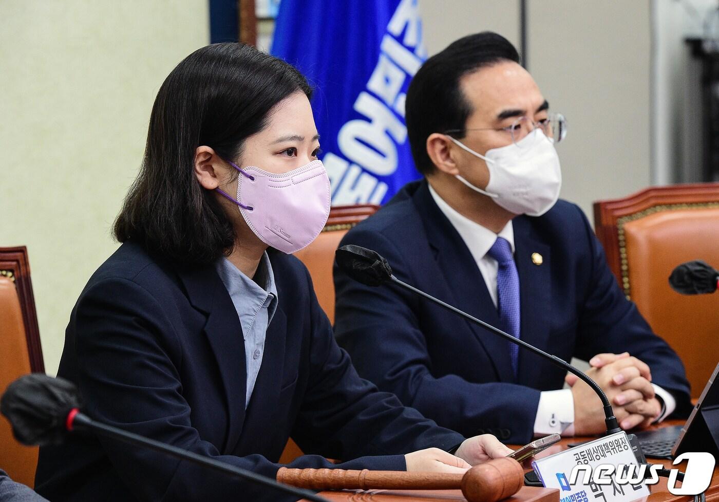 박지현 더불어민주당 공동비상대책위원장이 2일 서울 여의도 국회에서 열린 비상대책위원회의에서 발언하고 있다. (공동취재) 2022.5.2/뉴스1 ⓒ News1 유승관 기자