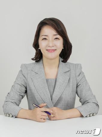 본문 이미지 - 더불어민주당 김지수 창원시의창구 국회의원 보궐선거 후보.ⓒ 뉴스1