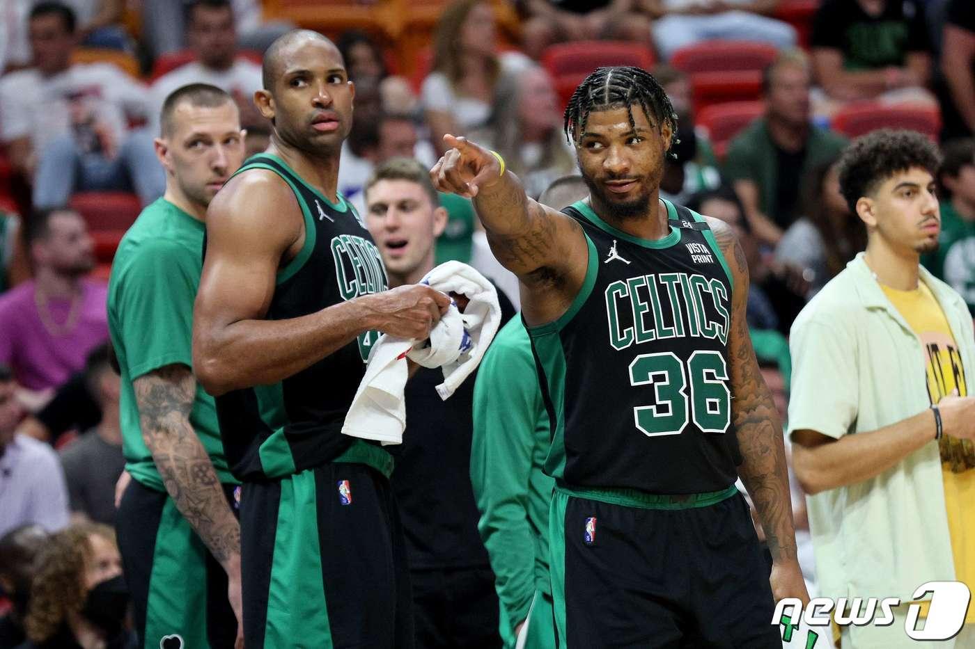 NBA 보스턴이 마이애미를 꺾고 파이널 진출까지 1승만을 남겨뒀다. ⓒ AFP=뉴스1