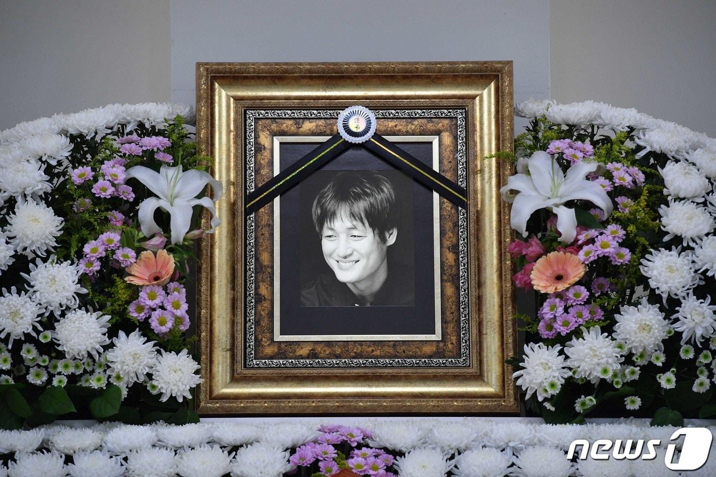 본문 이미지 - 배우 이얼(58·이용덕)의 빈소/뉴스1 ⓒ News1 사진공동취재단