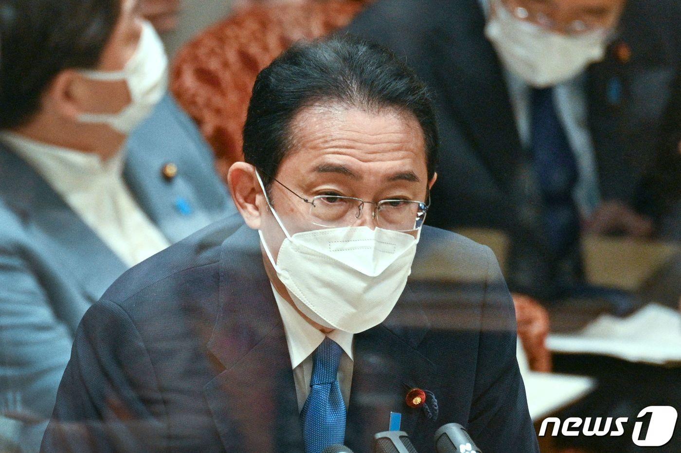 기시다 후미오 일본 총리가 31일(현지시간) 도쿄 참의원 예산위원회에 출석해 의원들의 질문에 답변을 하고 있다. 2022.05.31/뉴스1ⓒ AFP=뉴스1 ⓒ News1 우동명 기자