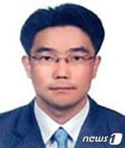 본문 이미지 - 김성섭 중소벤처기업부 차관. 2022.5.5/뉴스1