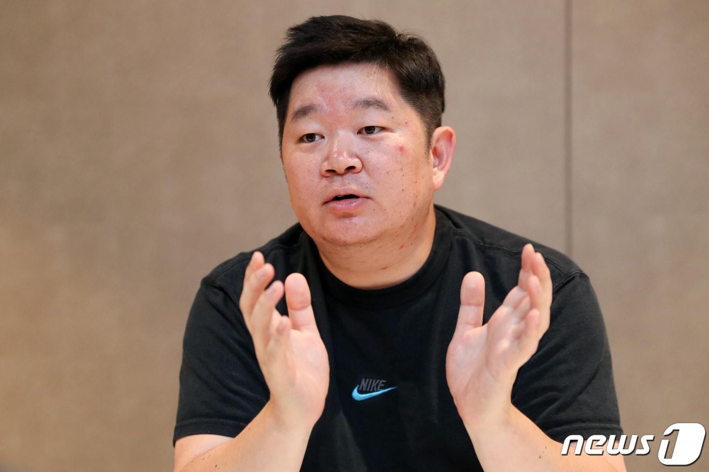 본문 이미지 - 이한영 두나무 '증권플러스 비상장' 서비스총괄실장이 지난 10일 서울 강남구 테헤란로 두나무 본사에서 뉴스1과 인터뷰를 하고 있다. 2022.6.10/뉴스1 ⓒ News1 민경석 기자