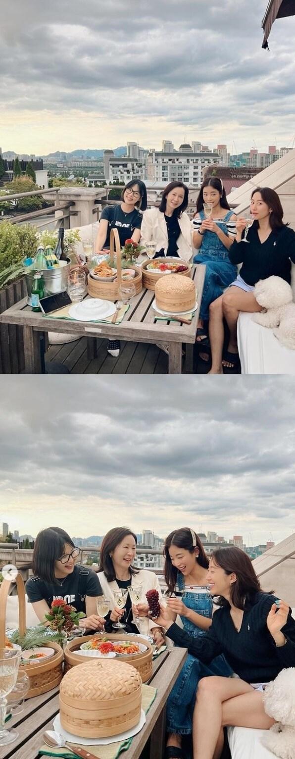 본문 이미지 - 전인화 인스타그램 ⓒ 뉴스1