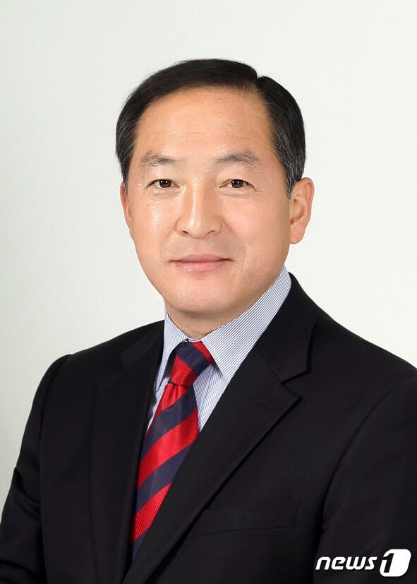 본문 이미지 - 이병선 속초시장.(뉴스1 DB) ⓒ News1 윤왕근 기자