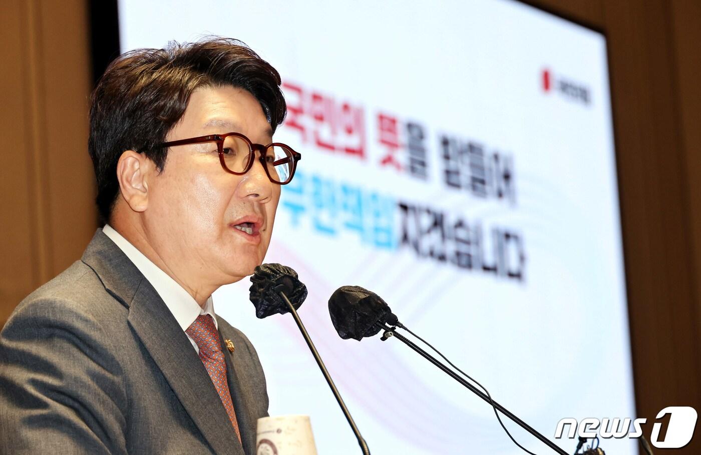 권성동 국민의힘 원내대표가 21일 국회에서 열린 정책의총에서 모두발언을 하고 있다. (공동취재) 2022.6.21/뉴스1 ⓒ News1 허경 기자