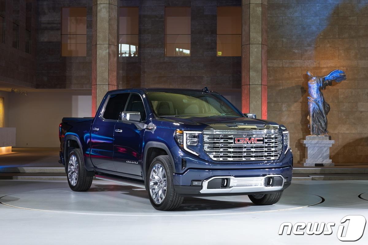 본문 이미지 - GM 브랜드 데이에서 첫 공개된 GMC 시에라 드날리(제네럴모터스 제공)ⓒ 뉴스1