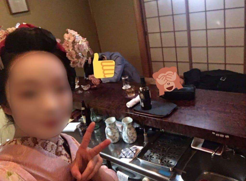 본문 이미지 - 6년간 마이코로 활동한 여성이 공개한 당시 활동 사진. (트위터 갈무리) ⓒ 뉴스1