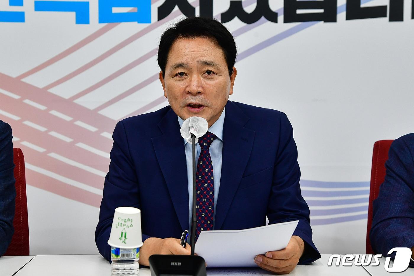본문 이미지 - 성일종 국민의힘 정책위의장이 30일 서울 여의도 국회에서 열린 현안점검회의에서 발언하고 있다. (공동취재) 2022.6.29/뉴스1 ⓒ News1 유승관 기자