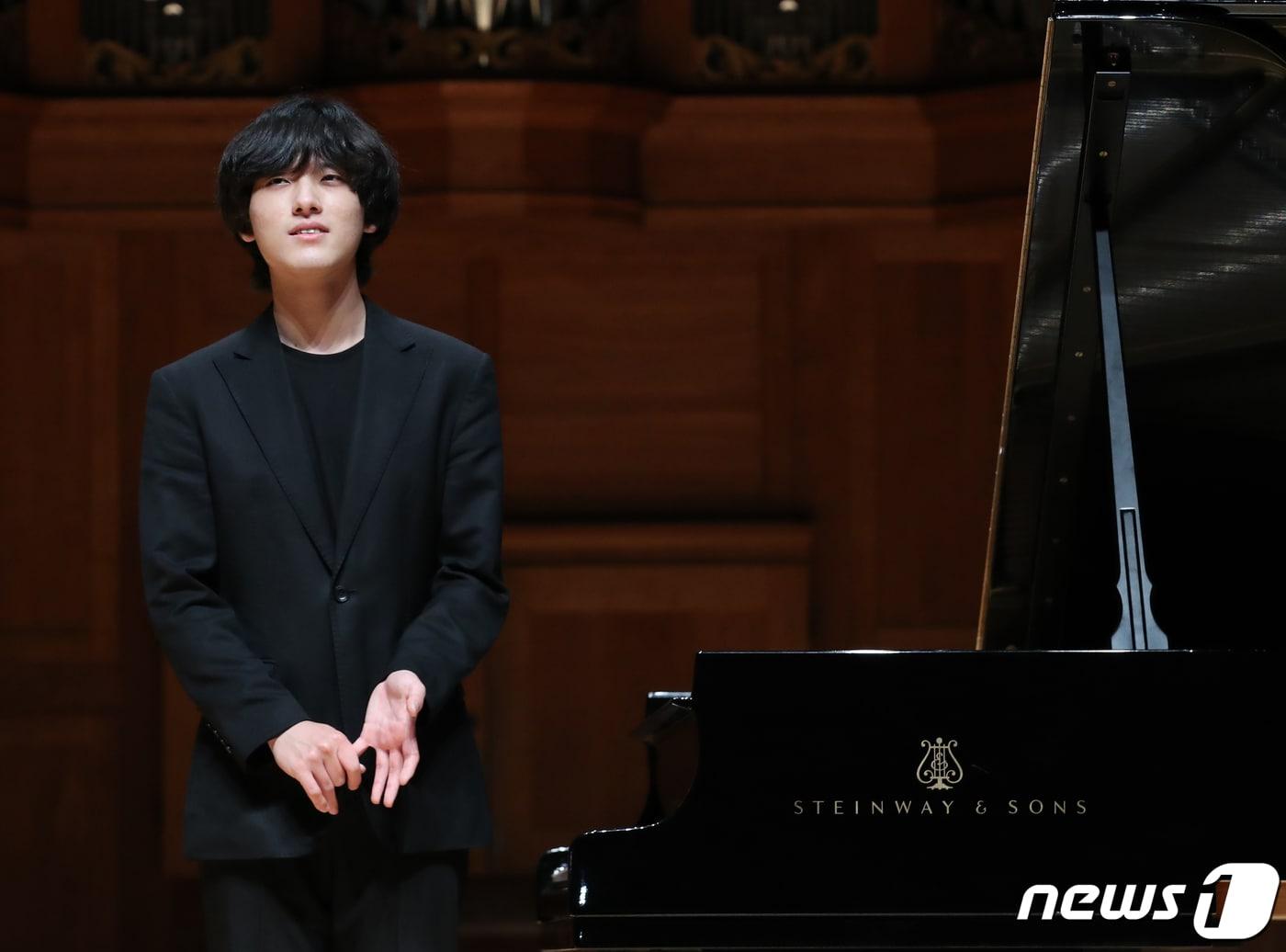 본문 이미지 - 피아니스트 임윤찬/뉴스1 ⓒ News1 송원영 기자