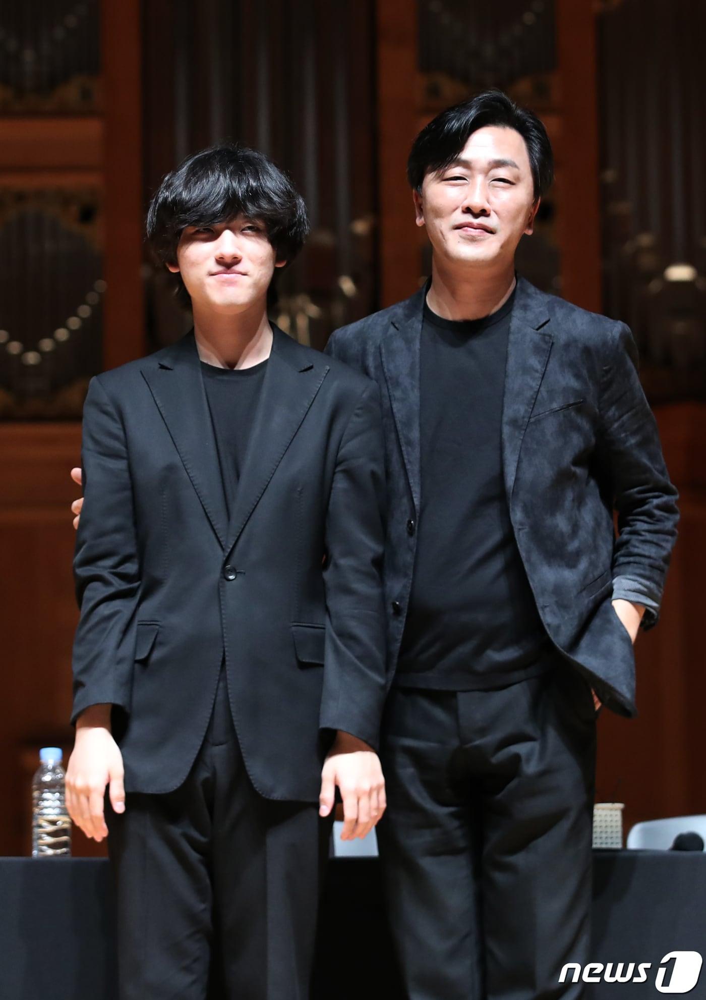 본문 이미지 - 피아니스트 임윤찬과 손민수 교수/뉴스1 ⓒ News1 송원영 기자