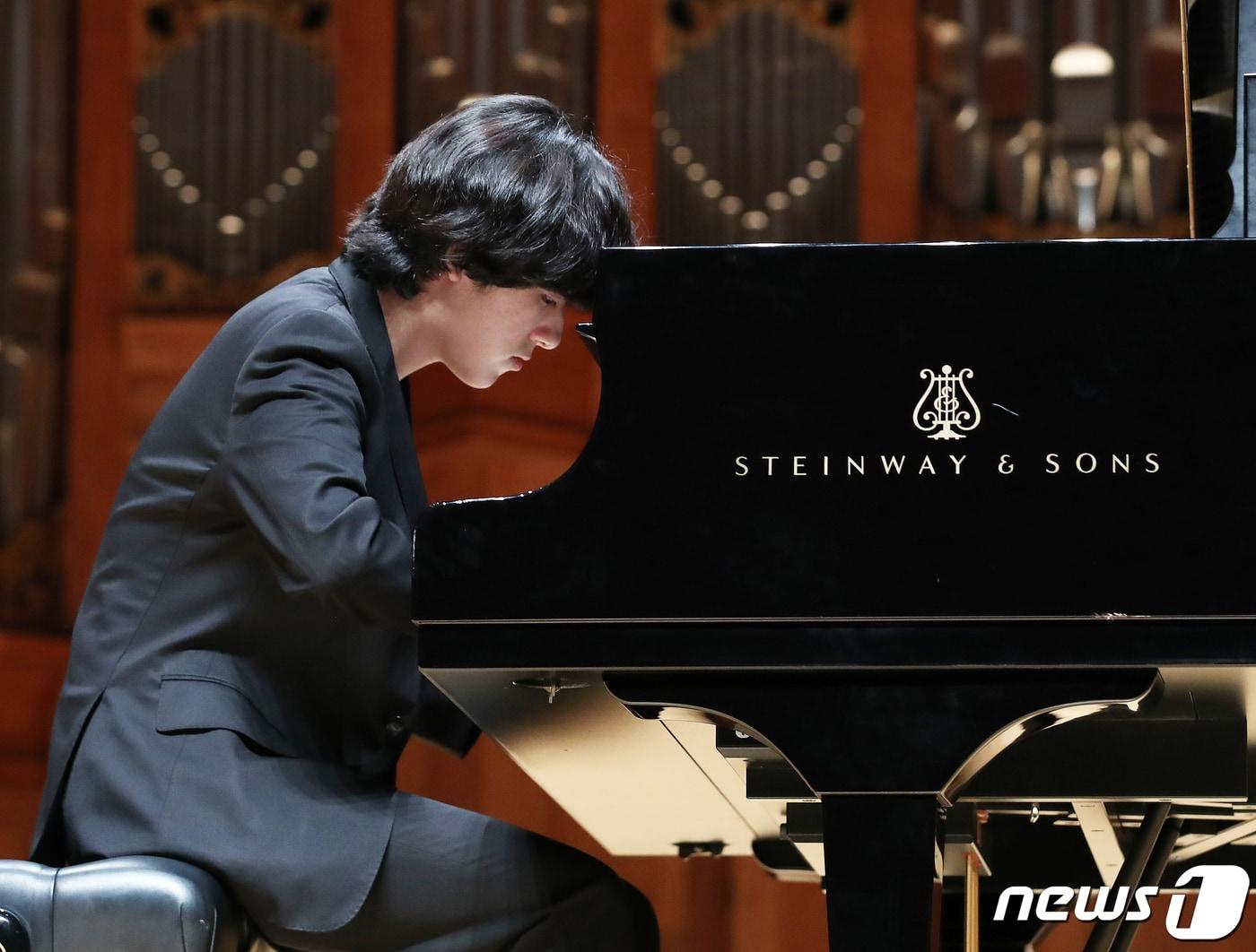 본문 이미지 - 피아니스트 임윤찬/뉴스1 ⓒ News1 송원영 기자