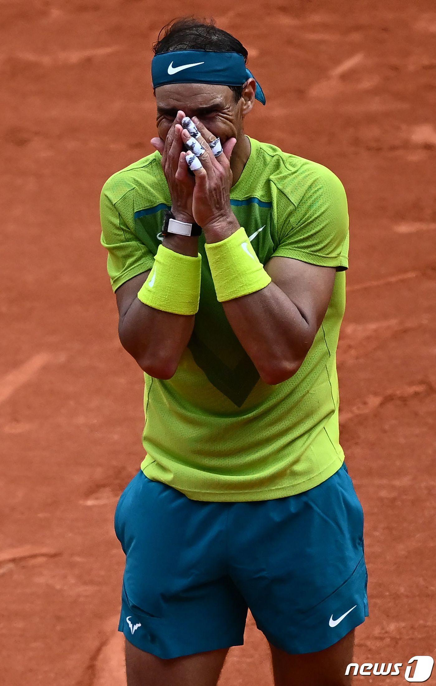 본문 이미지 - 스페인의 라파엘 나달이 27일 세계 4위 독일의 츠베레프와 프랑스오픈 1회전을 치른다. ⓒ AFP=뉴스1 ⓒ News1 우동명 기자