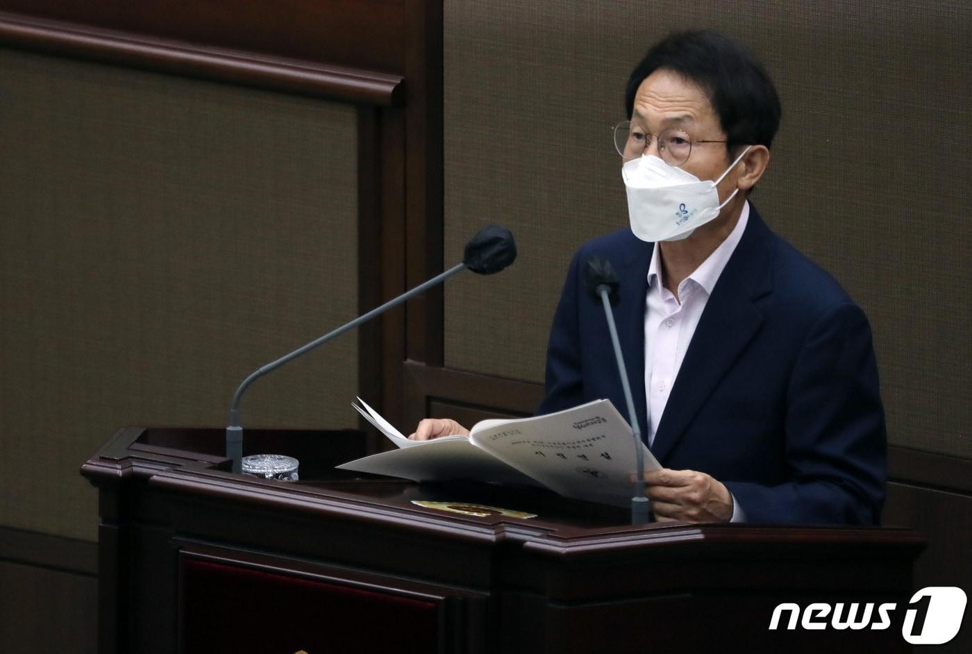 본문 이미지 - 조희연 서울시교육감이 지난 7월15일 서울 중구 서울시의회에서 열린 제311회 임시회 제1차 본회의에서 2022년도 제2회 추가경정예산안에 대한 시정연설을 하고 있다. /뉴스1 ⓒ News1 이동해 기자
