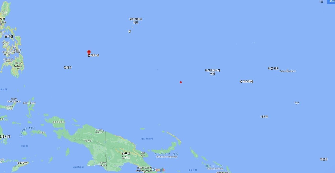 미크로네시아연방은 총 4개주로 구성돼있다. 서쪽에서 동쪽으로 아프, 추크&#40;빨간점&#41;, 폰페이, 코스라에 등이다. 화면 속 미크로네시아연방이라 표시된 지역이 폰페이주로 수도 팔라키르가 속해 있다. &#40;구글지도 화면 갈무리&#41; 2022.07.20 ⓒ 뉴스1