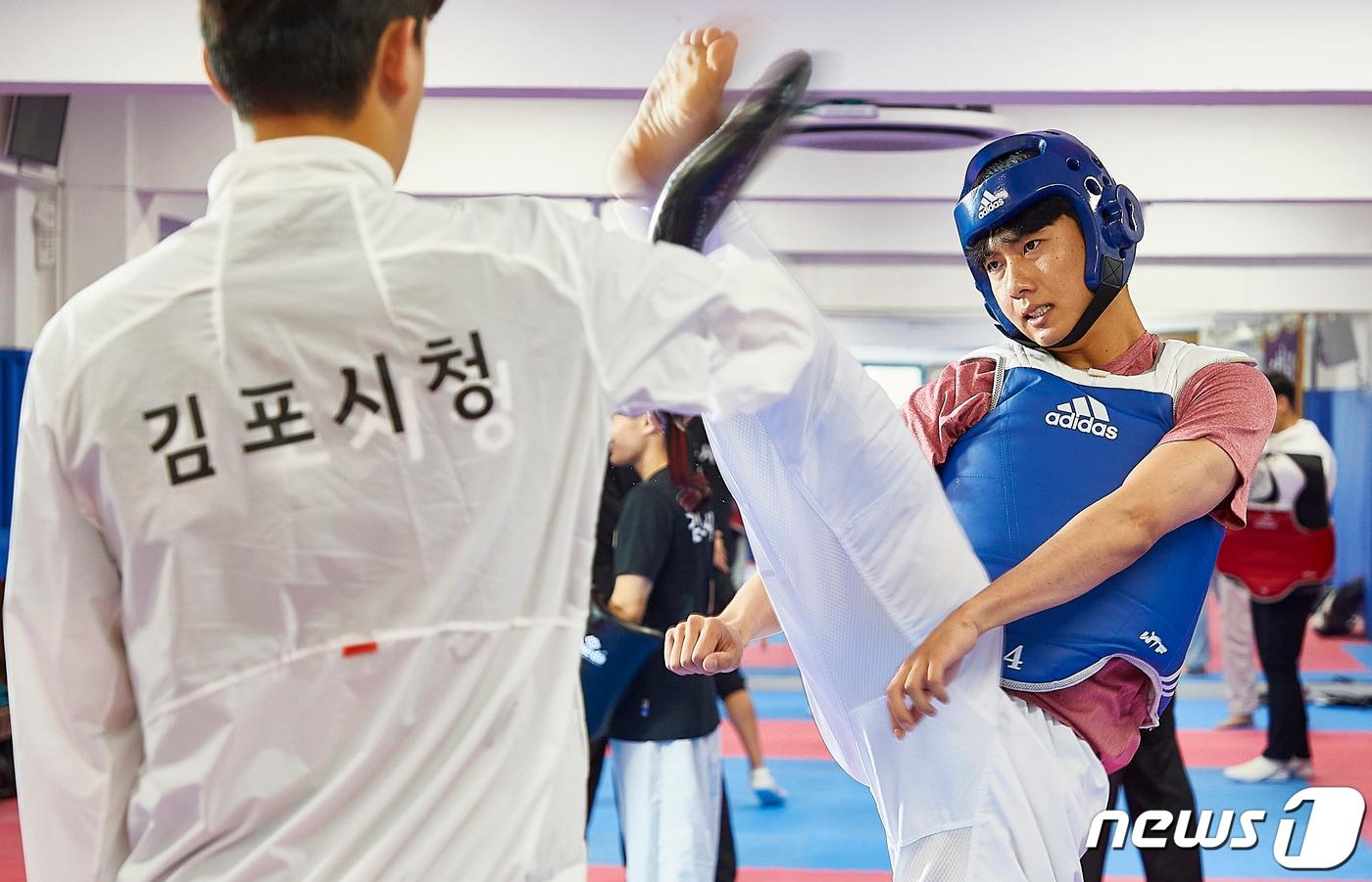 김포시청 직장운동경기부 소속 이학성 선수가 훈련을 하고 있다. /뉴스1