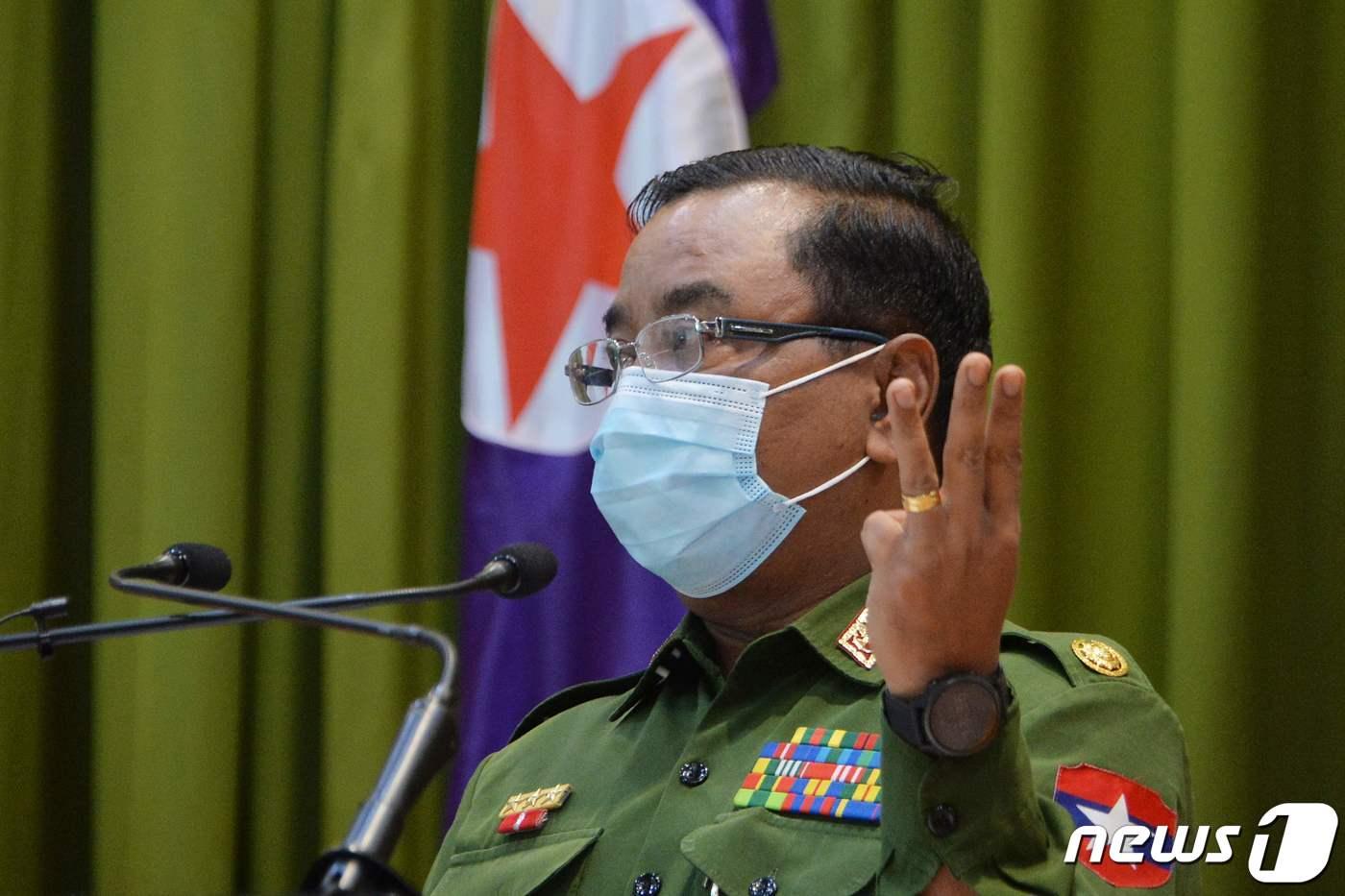본문 이미지 - 자우 민 툰 미얀마 군부 대변인. ⓒ AFP=뉴스1 ⓒ News1 정윤영 기자