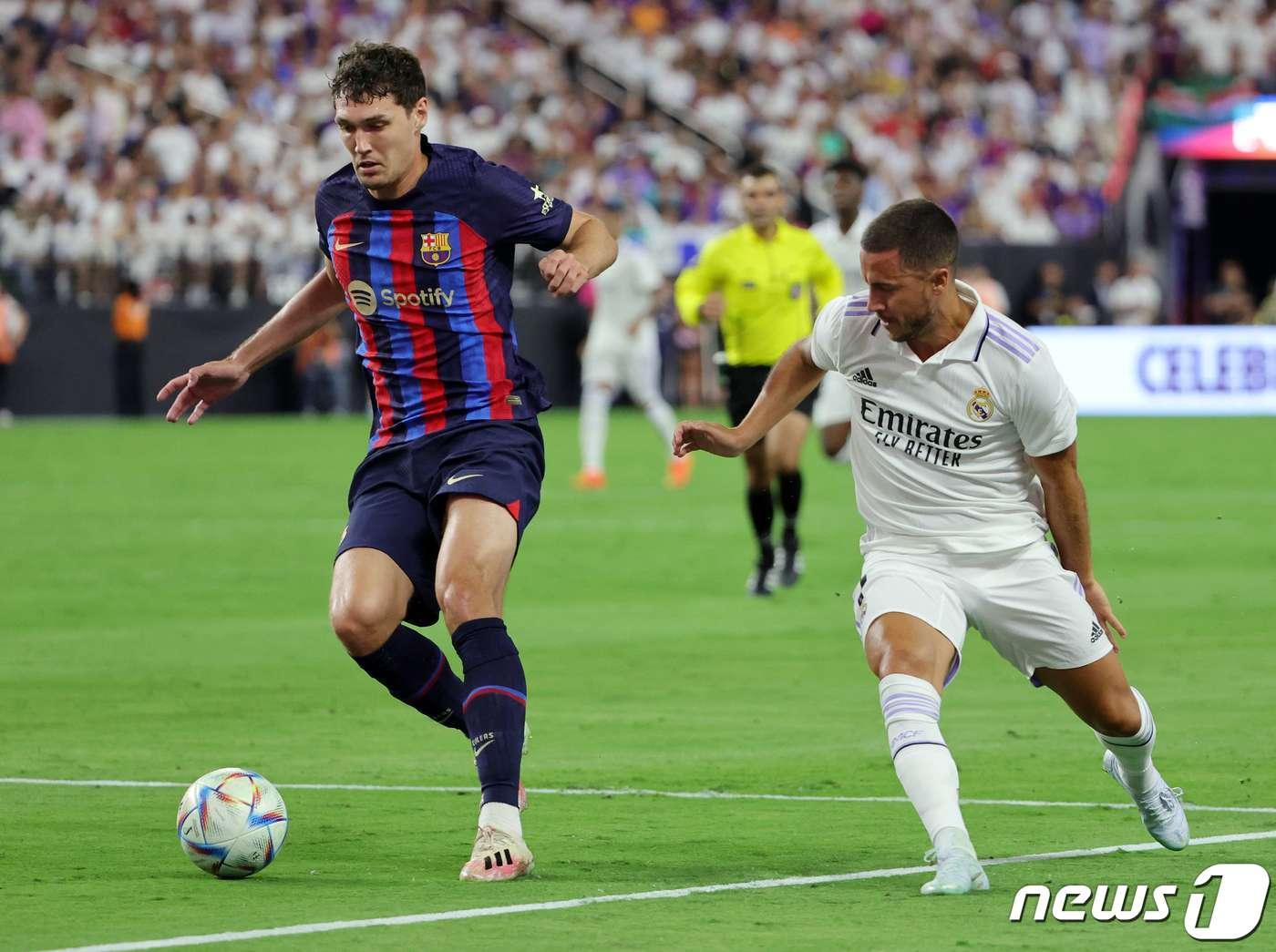 본문 이미지 - 프리시즌의 에당 아자르. ⓒ AFP=뉴스1