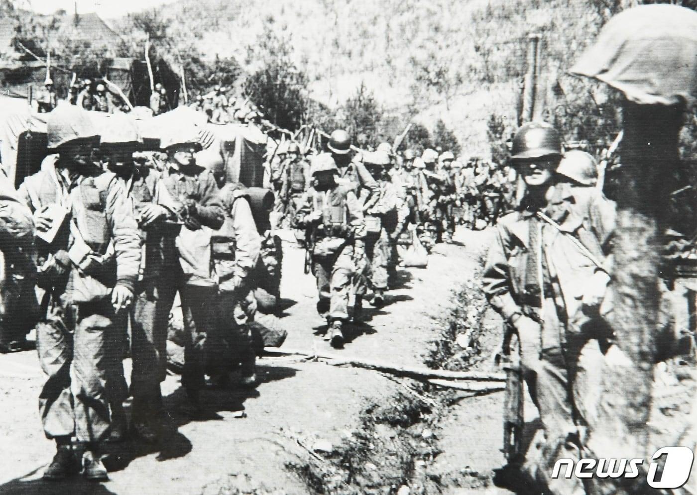 본문 이미지 - 6·25전쟁 당시 콜롬비아군 모습.(유엔평화기념관 제공) ⓒ 뉴스1