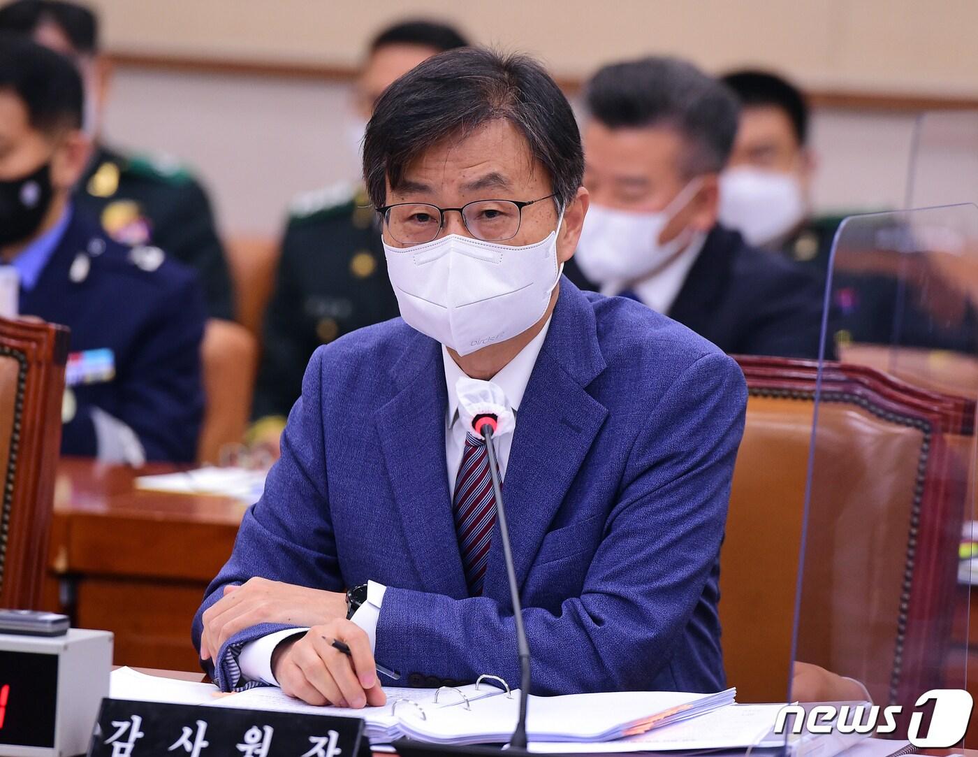 본문 이미지 - 최재해 감사원장이 29일 국회에서 열린 법제사법위원회 전체회의에서 의원들의 질의에 답하고 있다. (공동취재) 2022.7.29/뉴스1 ⓒ News1 허경 기자