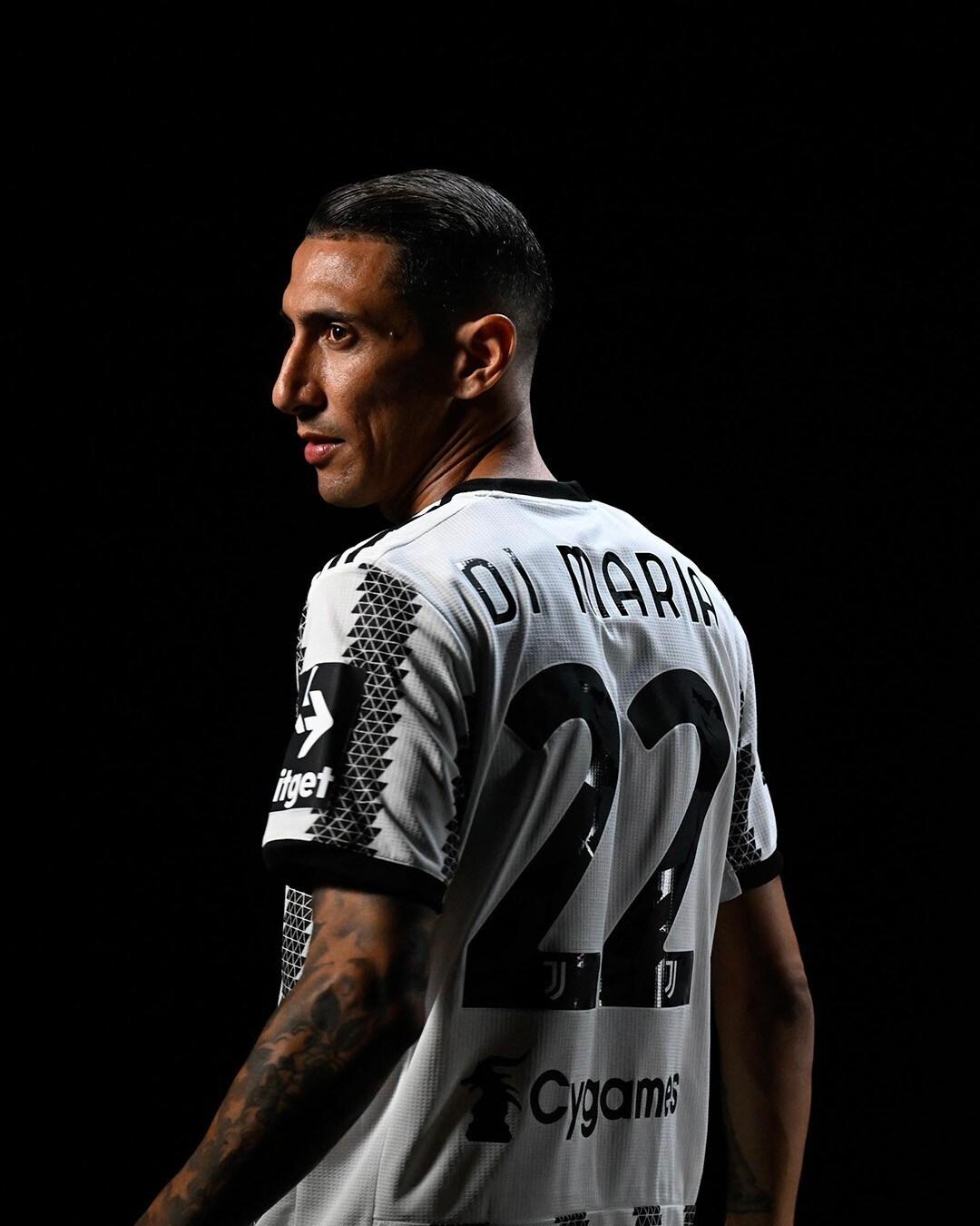 본문 이미지 - 유벤투스에 입단한 앙헬 디 마리아(유벤투스 페이스북 캡처) ⓒ 뉴스1