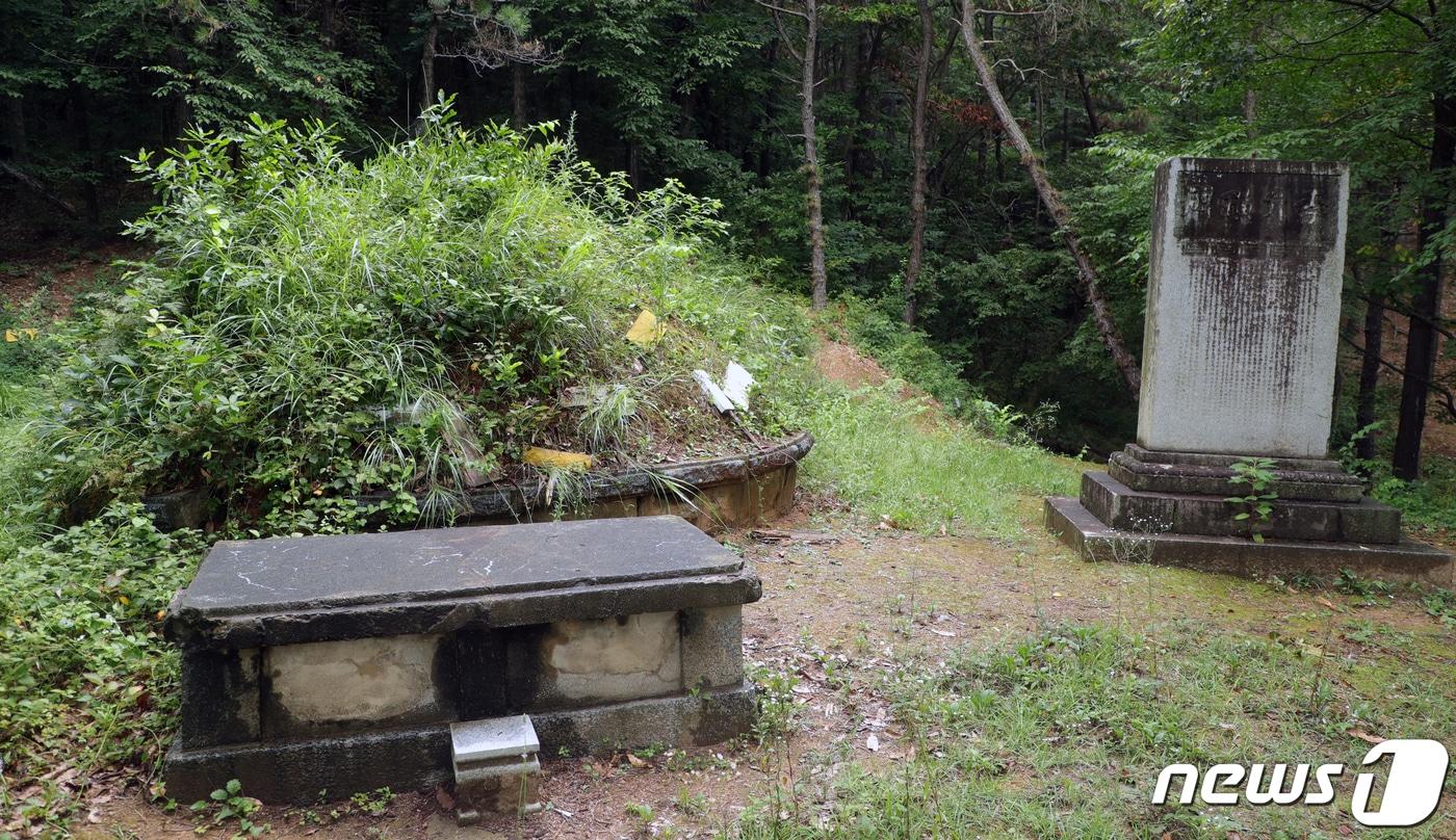 전북 전주시 완산구 중노송동에 위치한 친일 반민족 행위자 이두황 묘. /뉴스1 ⓒ News1 유경석 기자