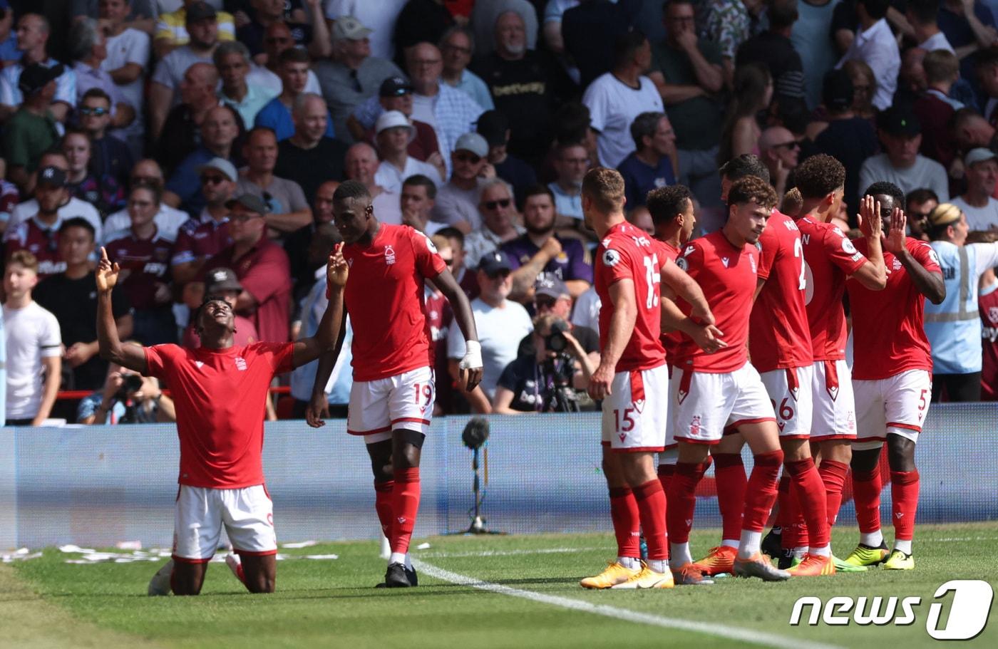 23년 만에 잉글랜드 프리미어리그(EPL)로 복귀, 2경기 만에 첫 승을 거둔 노팅엄 포레스트. ⓒ 로이터=뉴스1