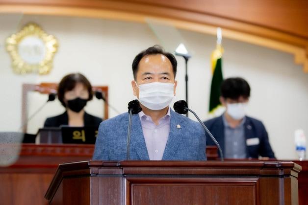 본문 이미지 - 최승선 김제시의회 의원이 17일 열린 제261회 임시회에서 5분발언을 하고 있다. ⓒ News1 