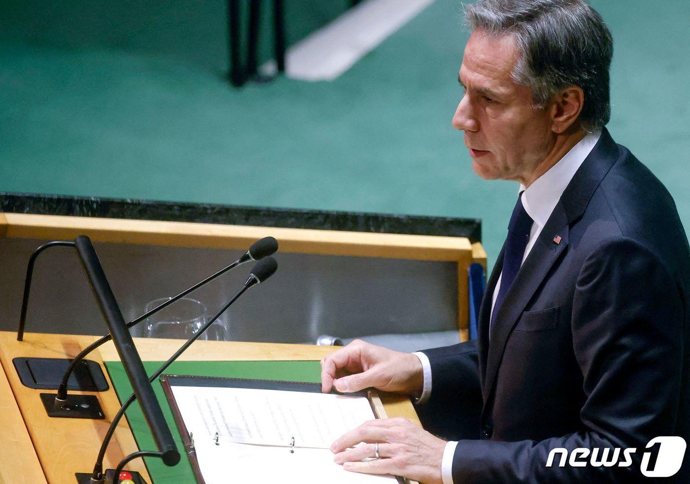 토니 블링컨 미국 국무장관이 1일(현지시간) 뉴욕의 유엔 본부에서 열린 핵 확산금지조약(NPT) 평가 회의에 "우리가 오늘 한 자리에 모인 상황에서도 북한은 7차 핵실험을 수행할 준비를 하고 있다＂는 연설을 하고 있다. ⓒ AFP=뉴스1 ⓒ News1 우동명 기자